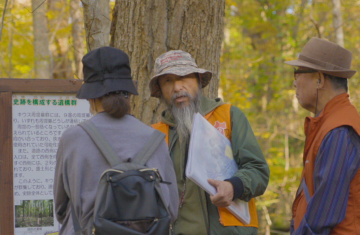 ガイドの解説で深まる理解と、⾃然とのふれあい