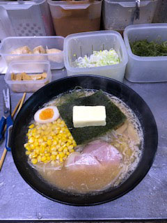 開拓らあめん料理味平