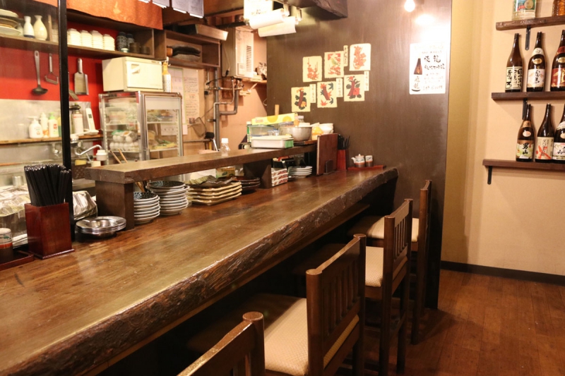 地鶏屋 よかろうもん