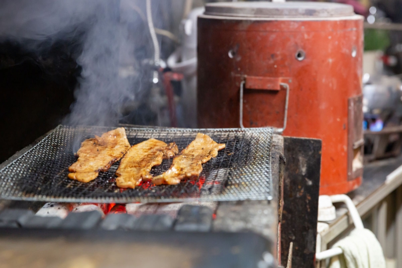 炭火居酒屋 丼と恋