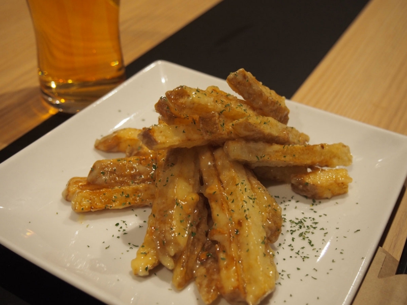 ダイニング酒瑠波