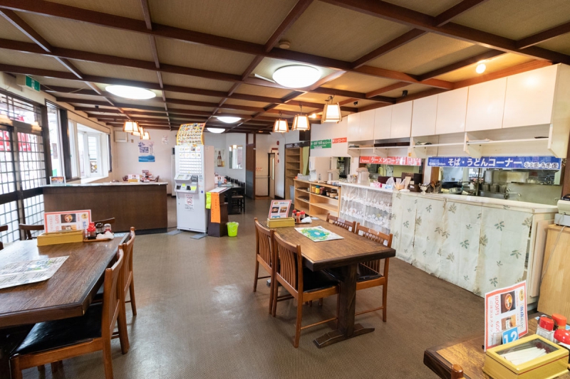 レイクサイドキッチントントン