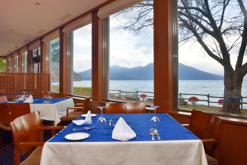 azzurro（アズーロ）