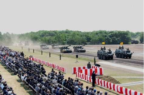 第1特科団創隊・北千歳駐屯地開庁記念行事