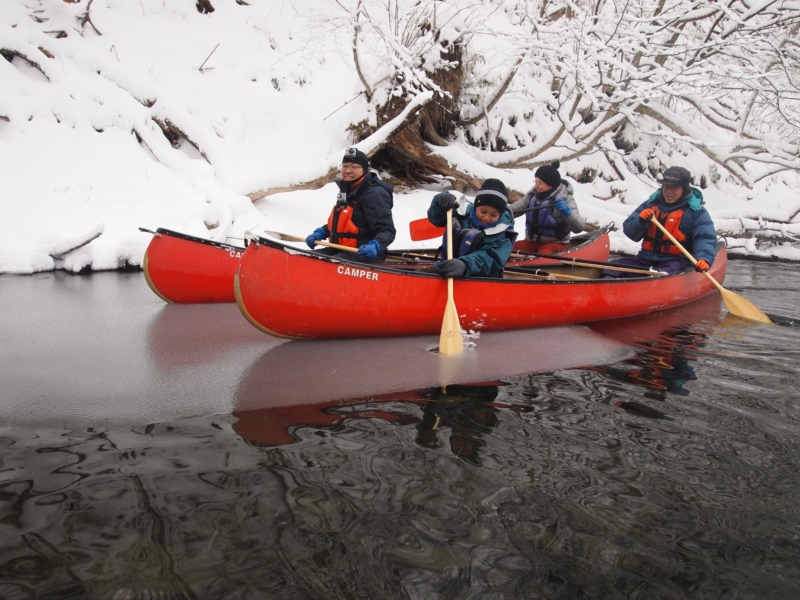支笏湖ガイドハウスかのあ（支笏湖ウィンターカヌー）
