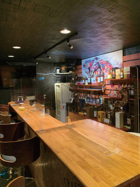 whiskey Bar ザ・サラブレッド