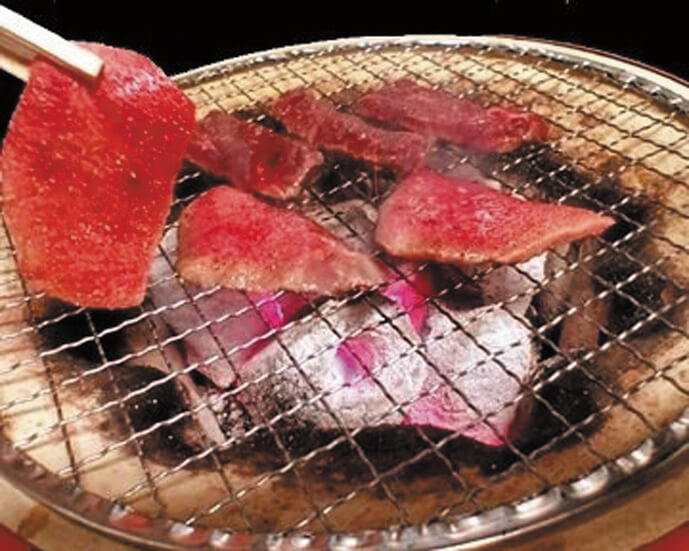 炭火焼肉 末富